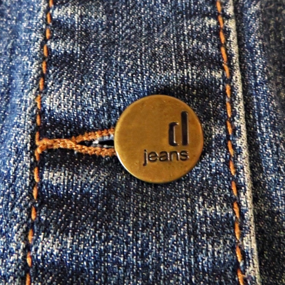 D Jeans Medium Wash Denim Jacket‎ Size M Classic Cropped Jacket Stretch Trucker - Picture 8 of 8